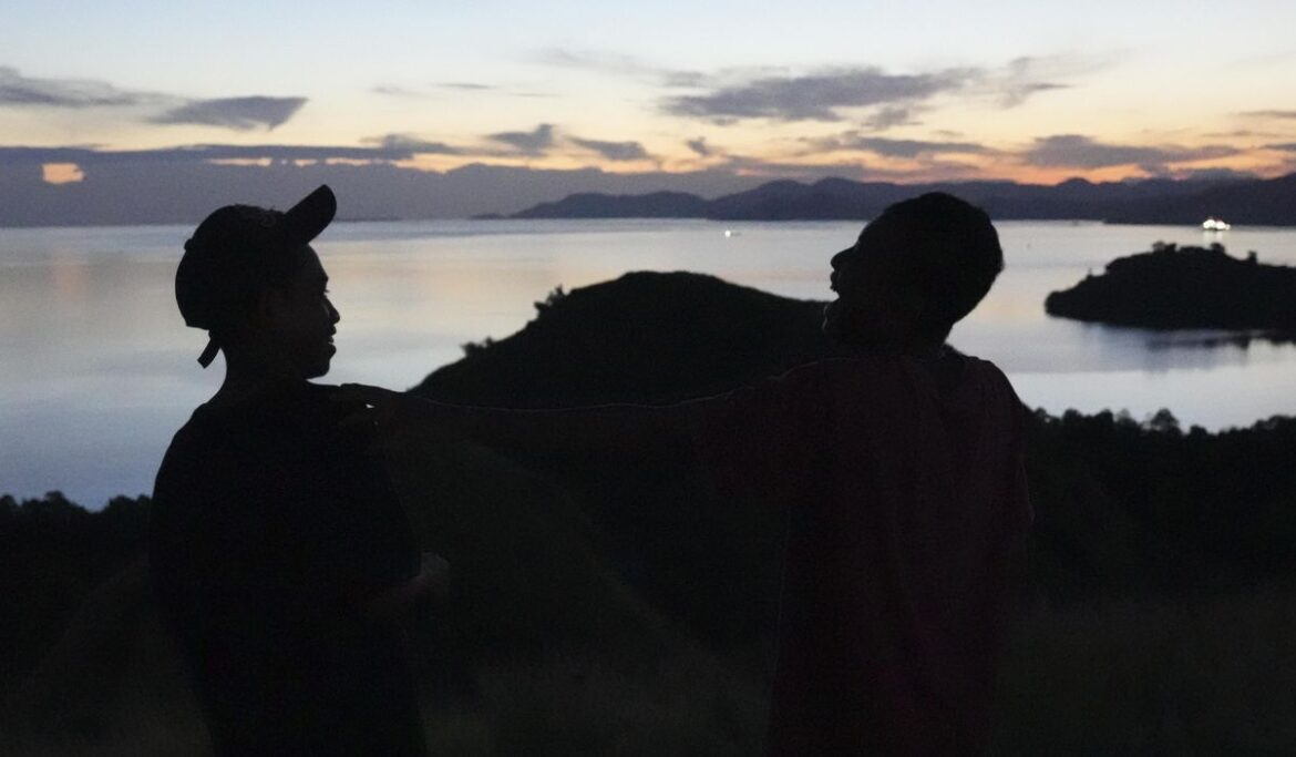 ASEAN leaders to tackle regional crises at tropical resort