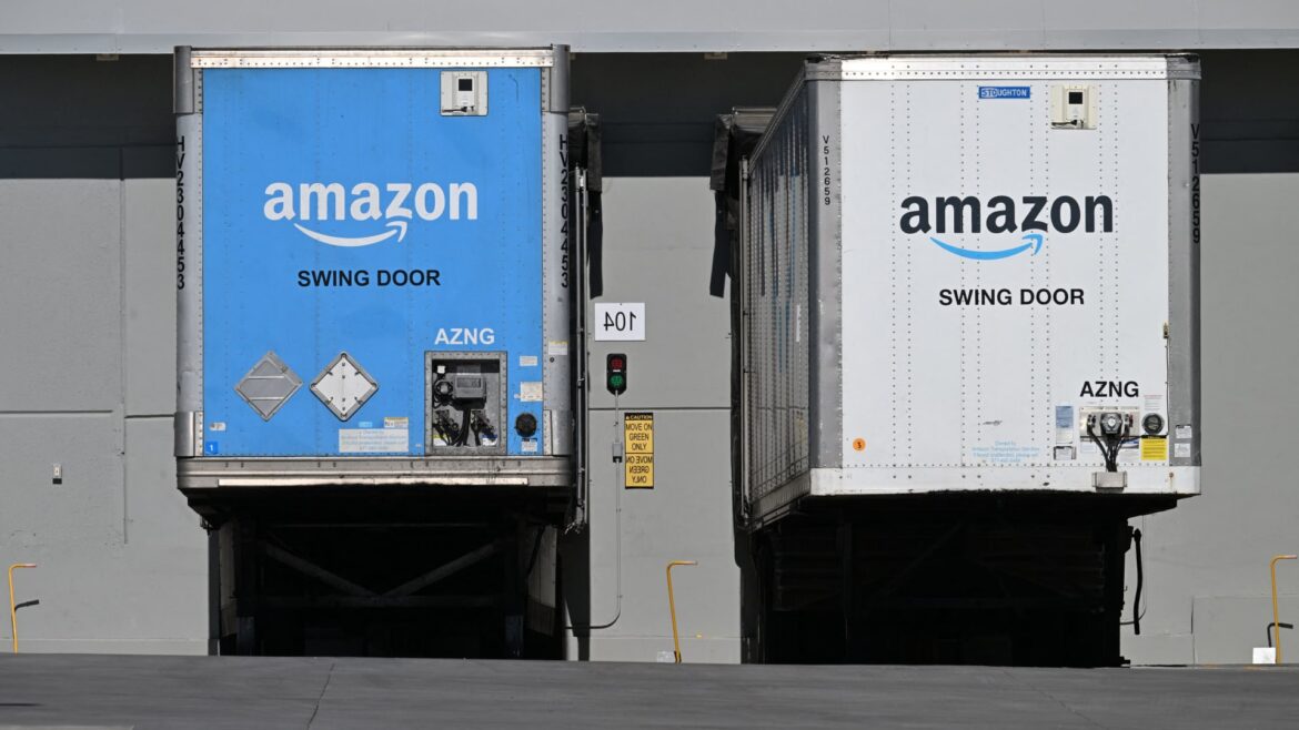 As mega caps climb higher, we're watching a 'retail margin story'