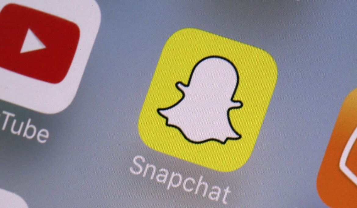 Feds target Snapchat smugglers in wave of arrests