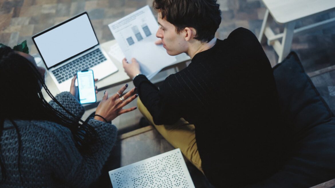 Higher interest rates, inflation push Gen Z investors to trade stocks