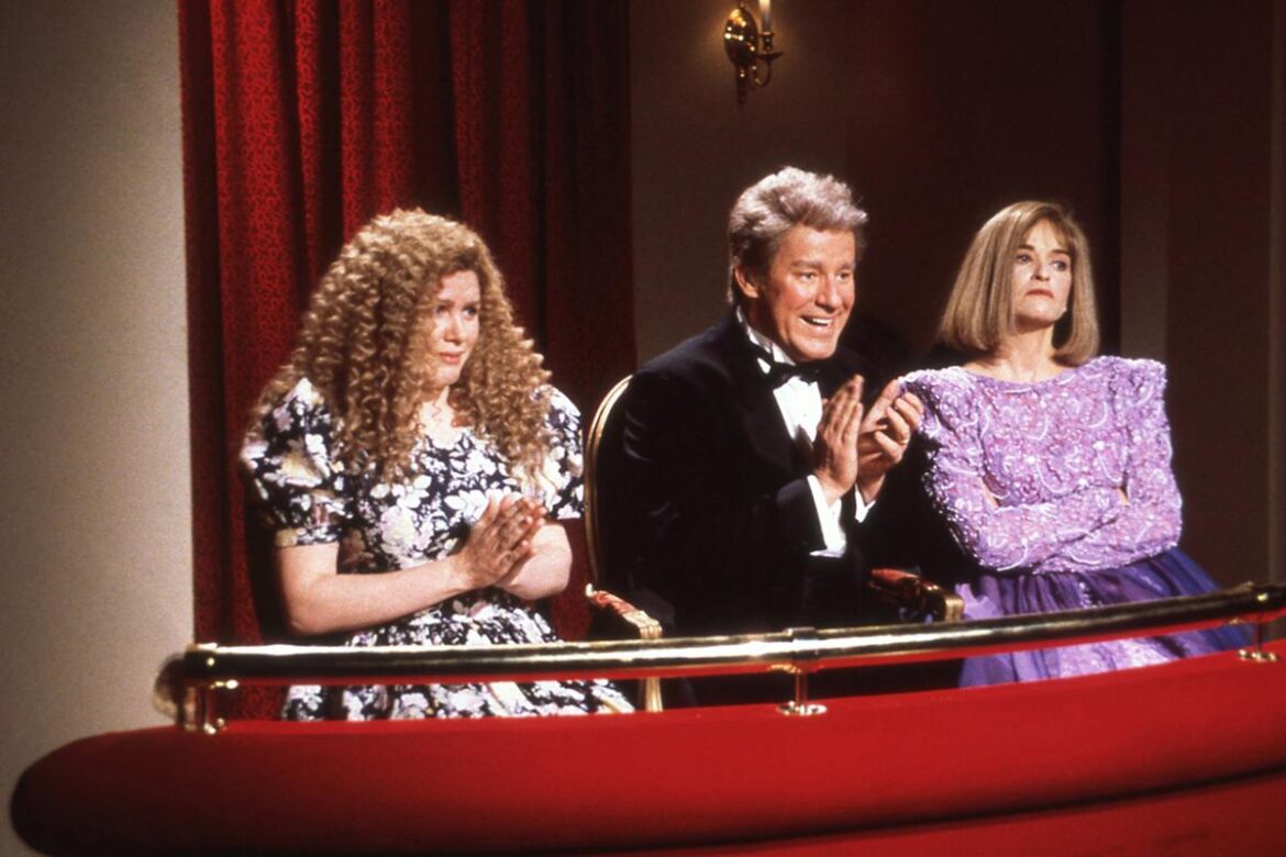 Hillary Clinton “Wrote a Letter” Complaining to ‘SNL’ Creator Lorne Michaels Over Show’s Portrayal of Teenage Chelsea Clinton