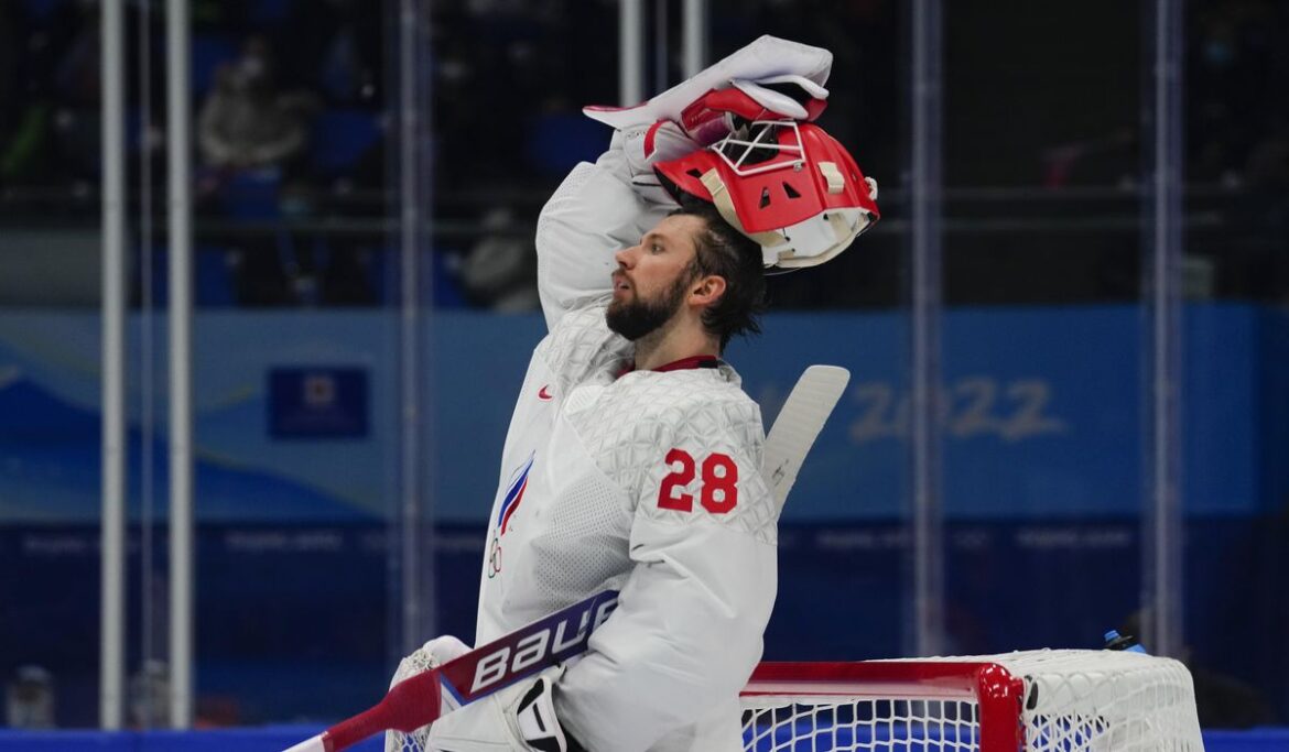 IIHF rules in favor of Flyers, saying Russian goalie Ivan Fedotov has a valid NHL contract