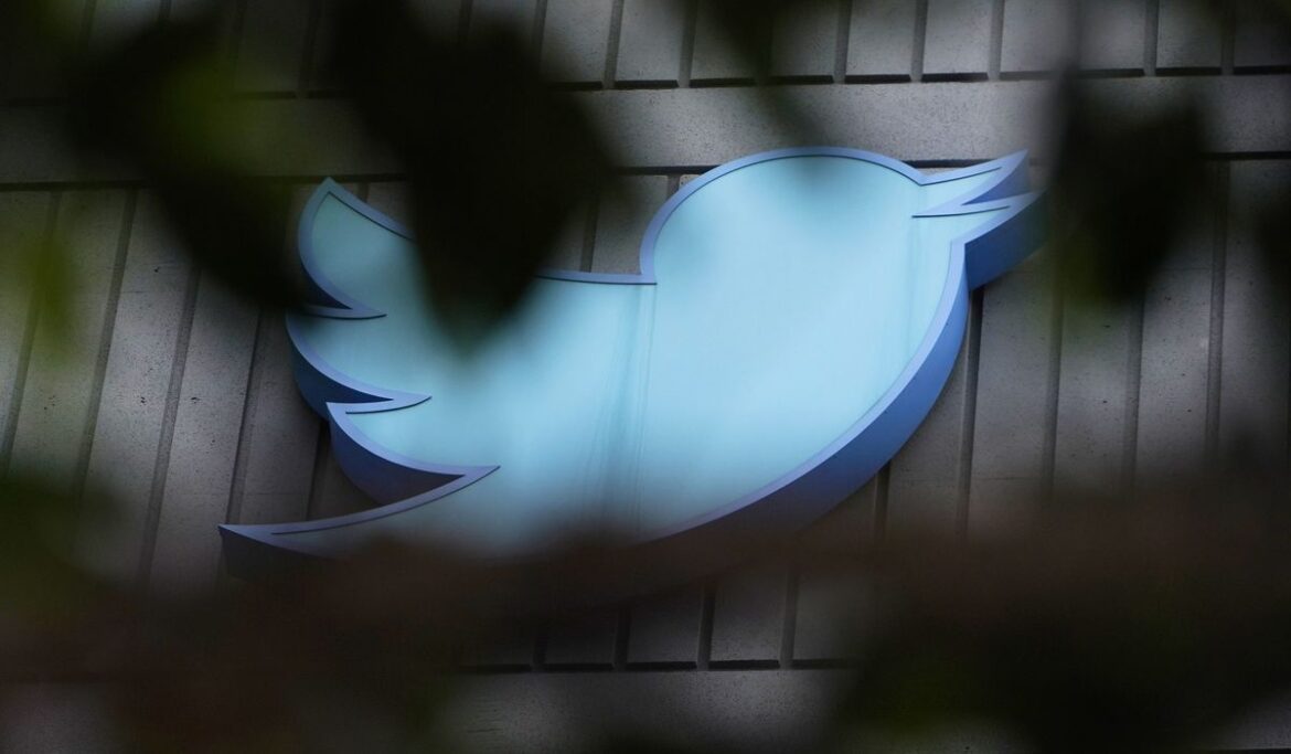 Judge OKs Twitter age discrimination lawsuit