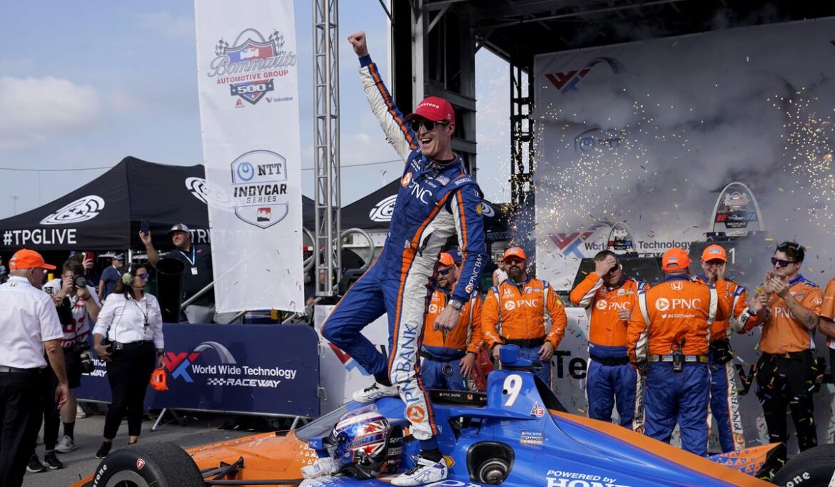 Scott Dixon wins Bommarito 500, ending Josef Newgarden's five-race oval winning streak