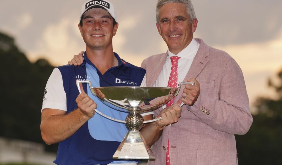 So much money in golf makes it hard to ignore