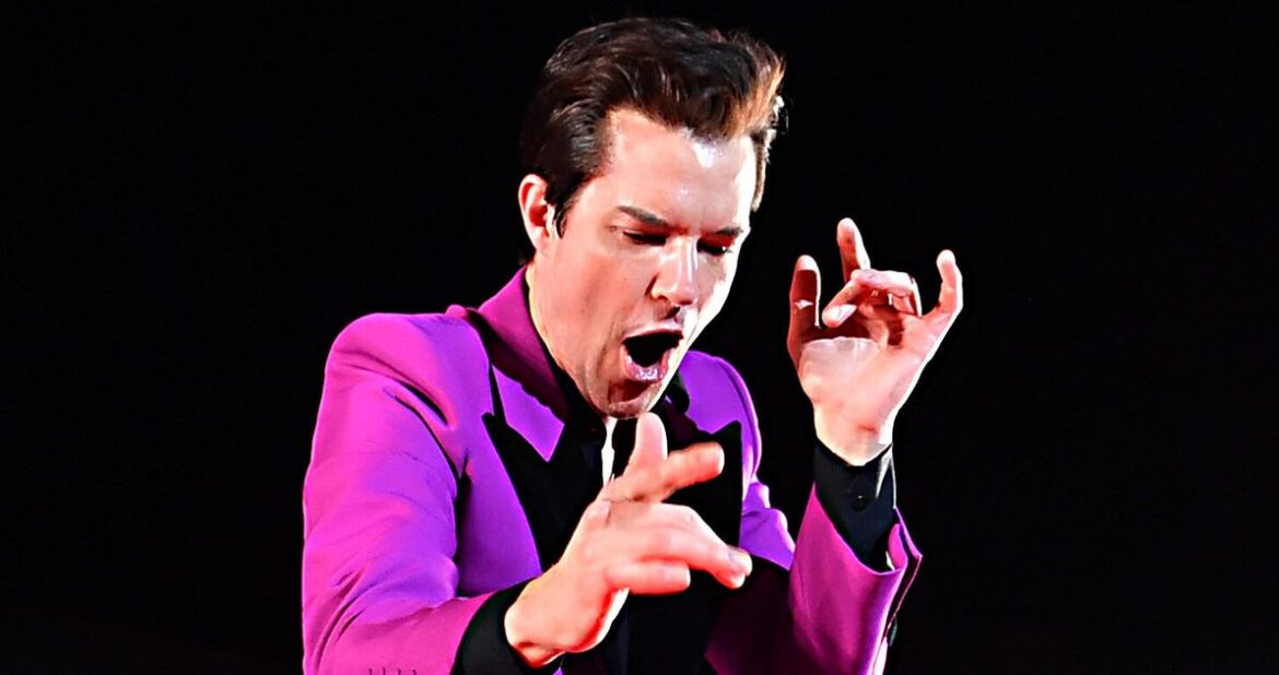 The Killers Apologize After Inviting Russian Fan Onstage In Georgia