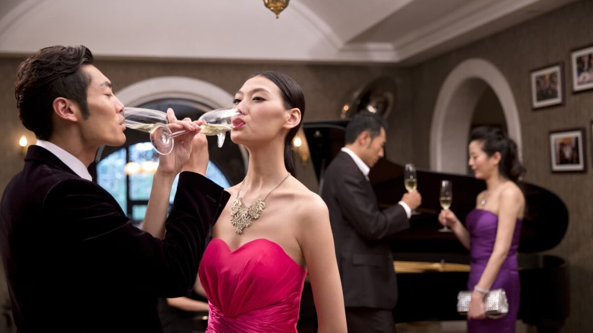 3 things millionaires do in times of economic uncertainty