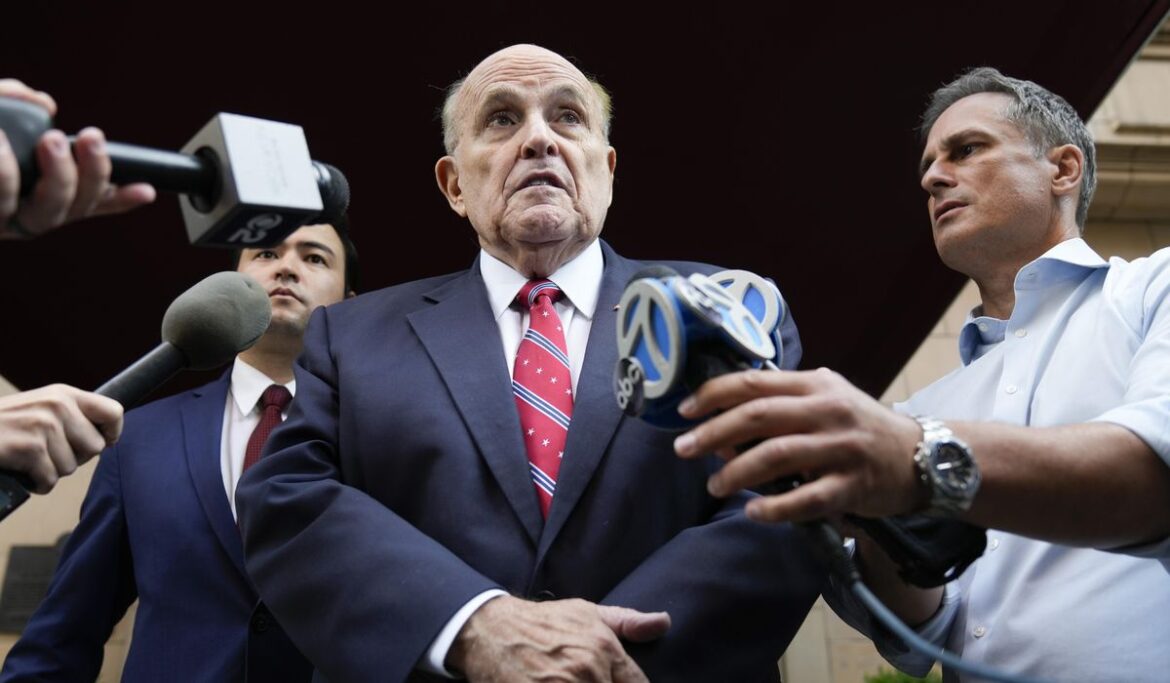 Donald Trump hosts $100,000-per-person Bedminster fundraiser to help Rudy Giuliani pay legal bills