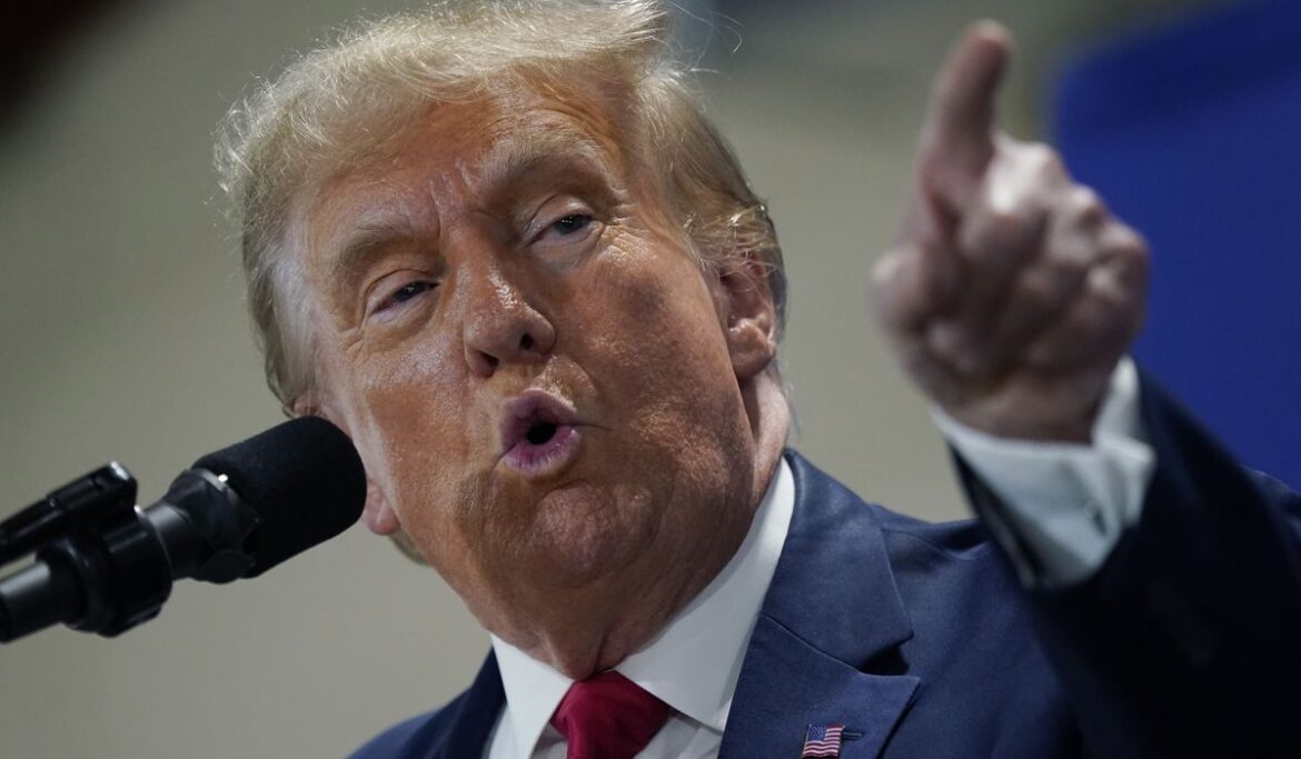 Donald Trump vows to fight for autoworkers against Joe Biden and the 'ultra-left-wing lunatics'