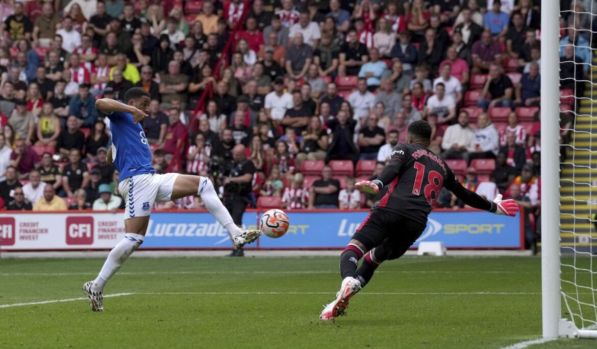 Everton ends Premier League goal drought in 2-2 draw with Sheffield United