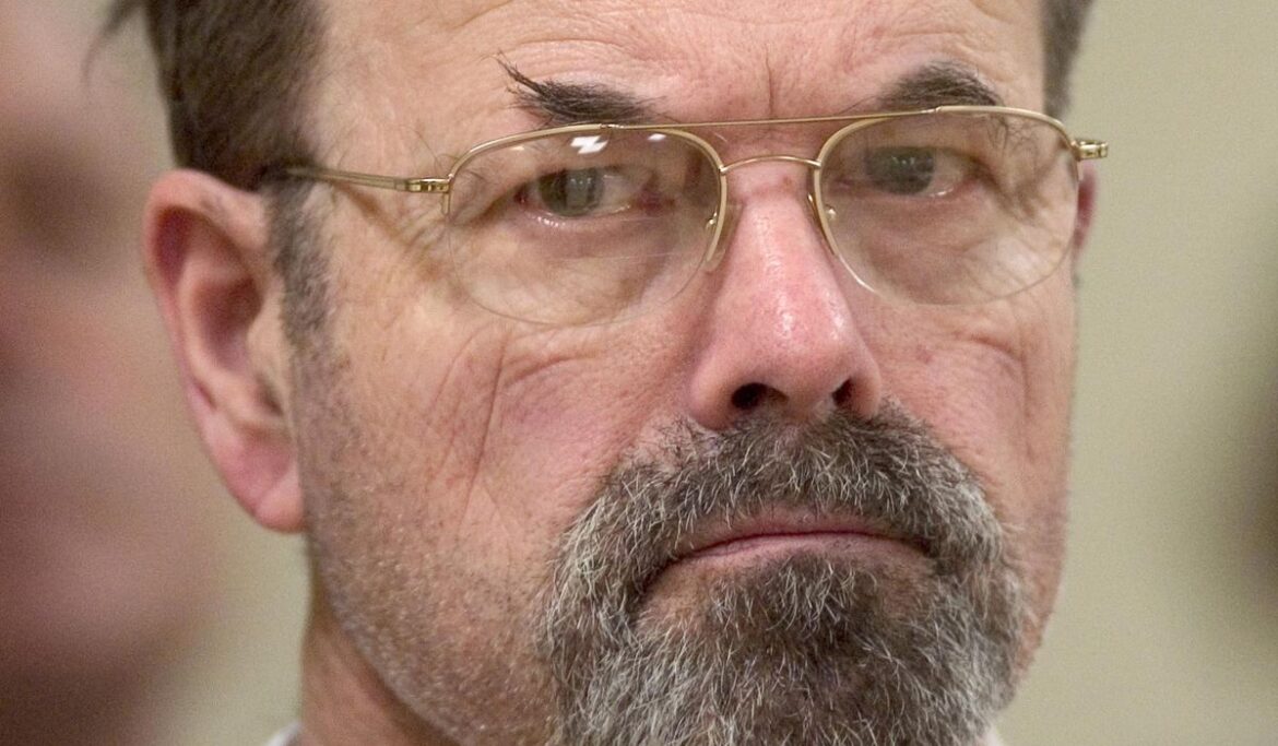 Evidence insufficient to charge Dennis Rader, BTK killer, in Oklahoma cold case, prosecutor says