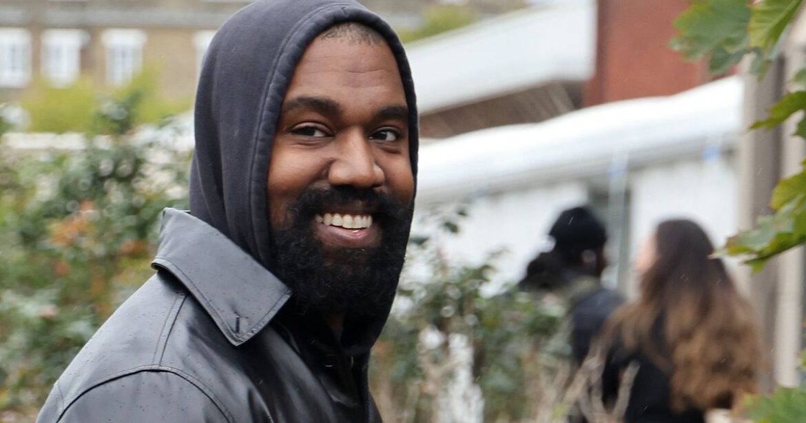 Fans Think Kanye Was Mystery Man Crashing Italian Wedding