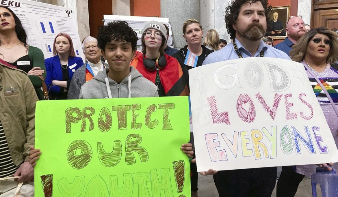 Judges maintain bans on gender-affirming care for youth in Tennessee and Kentucky