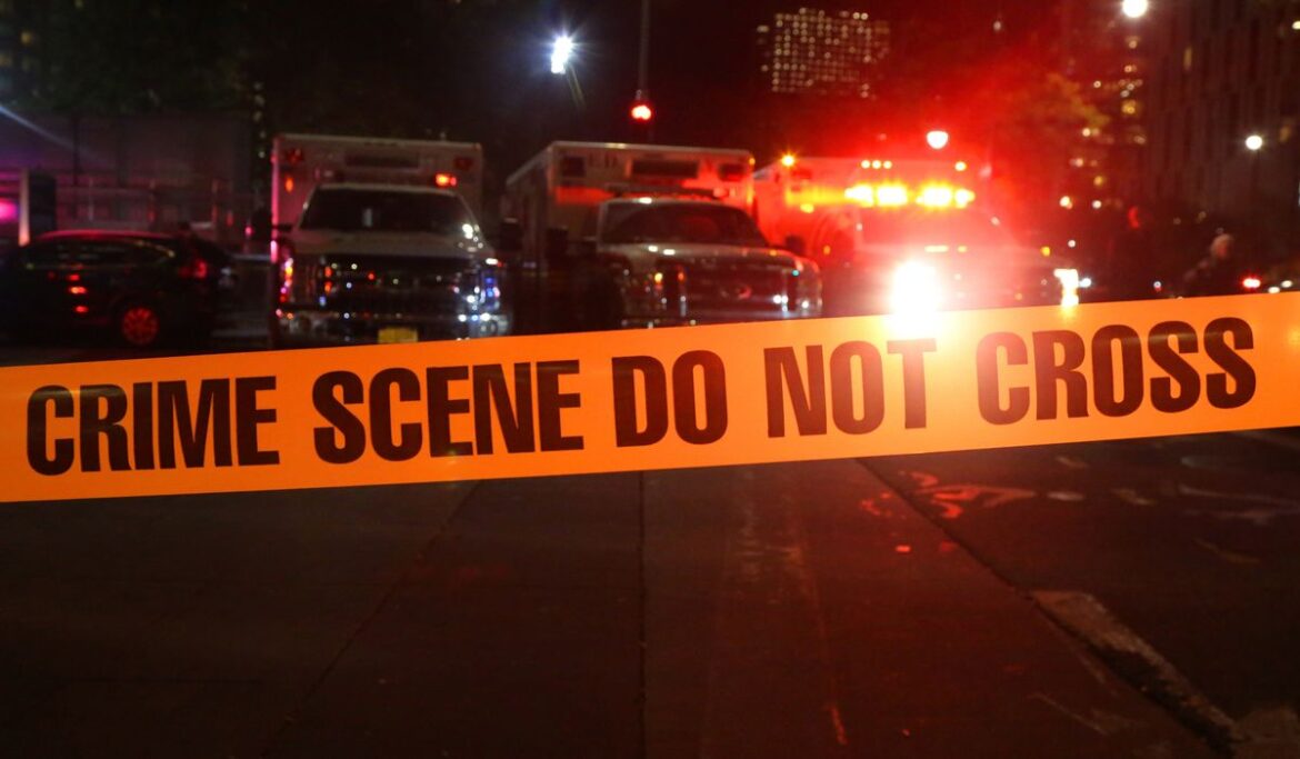 Kansas auto parts worker accused of strangling shoplifter