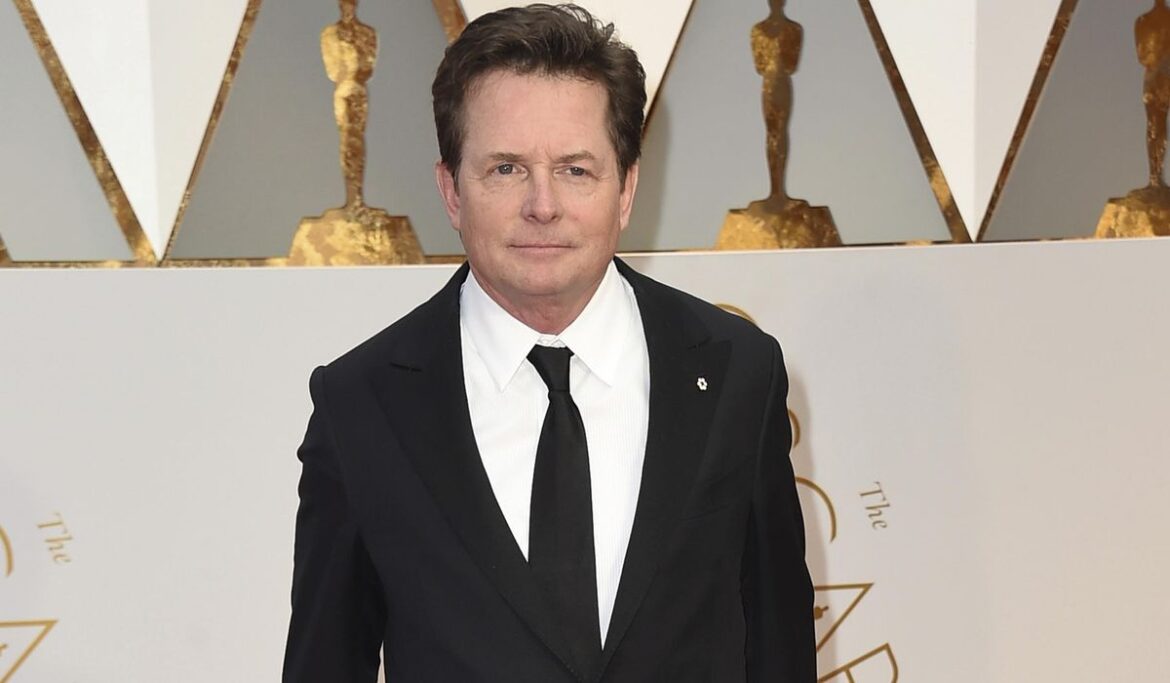 Michael J. Fox receives 2023 Elevate Prize Catalyst Award at Clinton Global Alliance