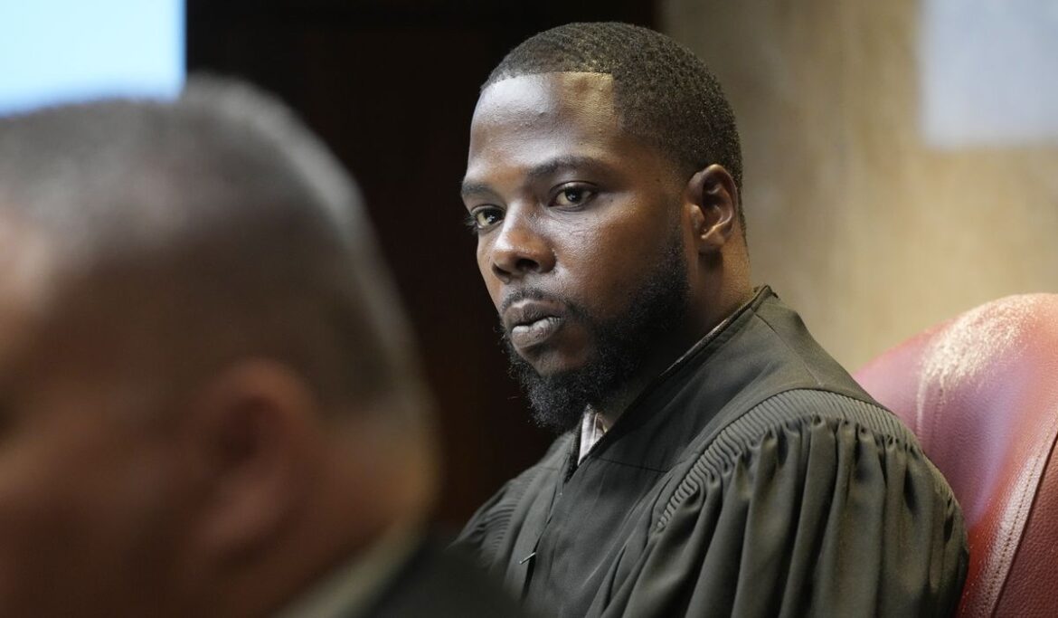 Michigan judge to decide whether Oxford High School shooter gets life in prison or chance at parole