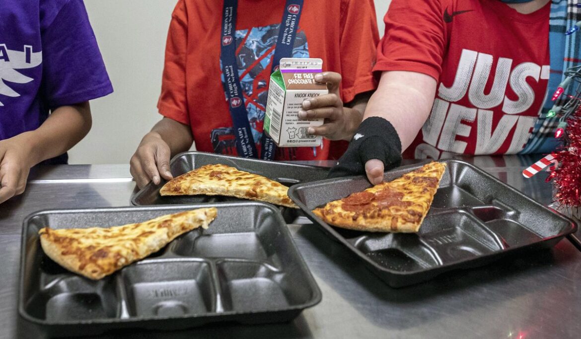 More students gain eligibility for free school meals under expanded U.S. program