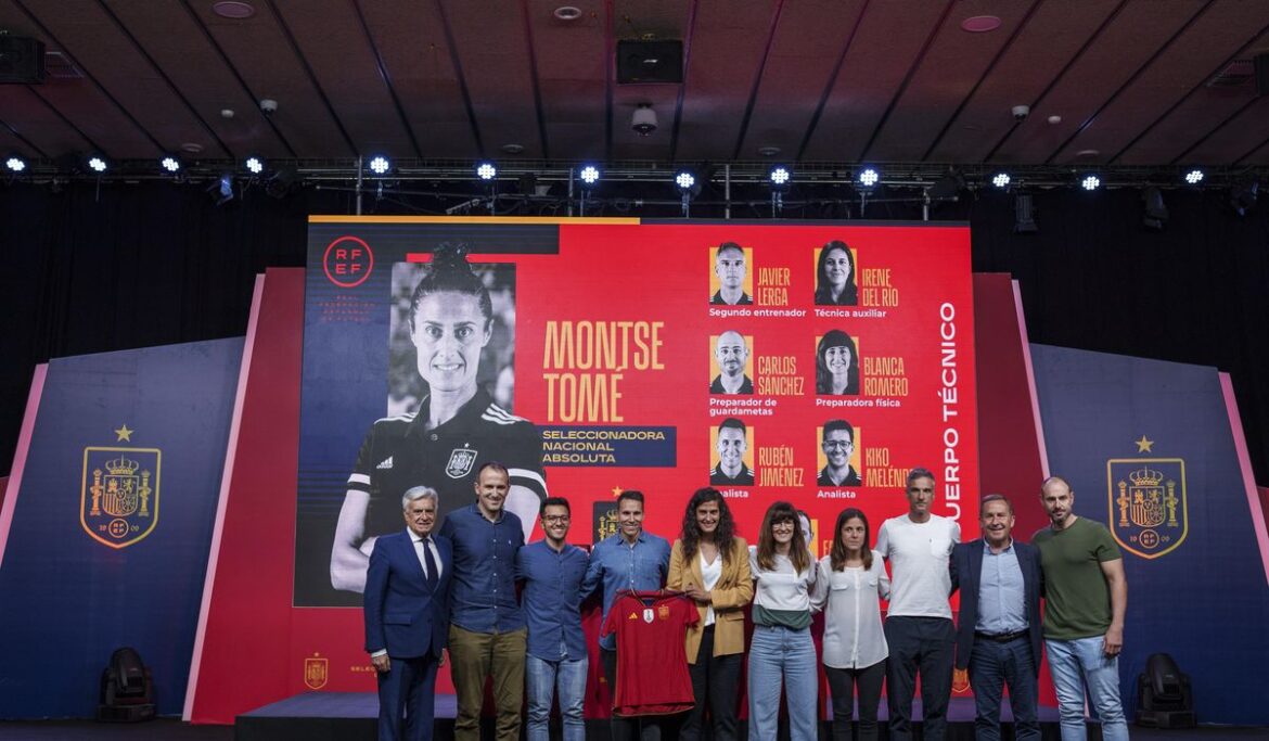 Most of Spain's women's players end boycott of national soccer team after government intervenes