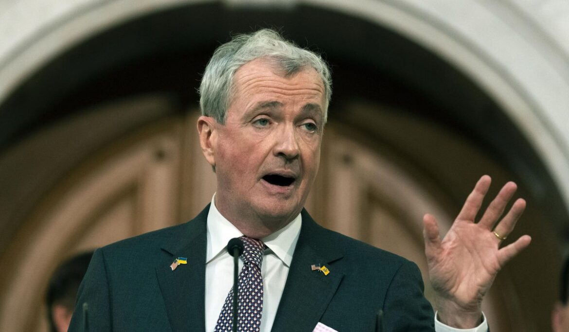 NJ Gov. Phil Murphy says Sen. Bob Menendez should resign over "disturbing" indictment