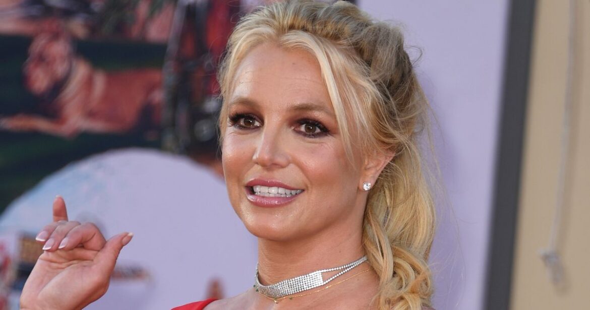 Police Perform Wellness Check On Britney Spears