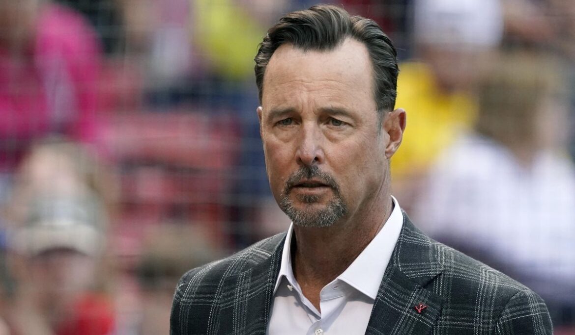 Red Sox say Tim Wakefield is in treatment, asks for privacy after illness outed by Curt Schilling