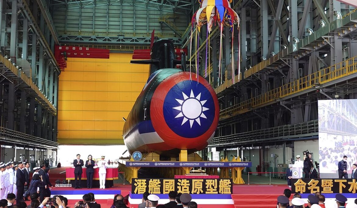 Taiwan unveils first home-built sub in technological feat