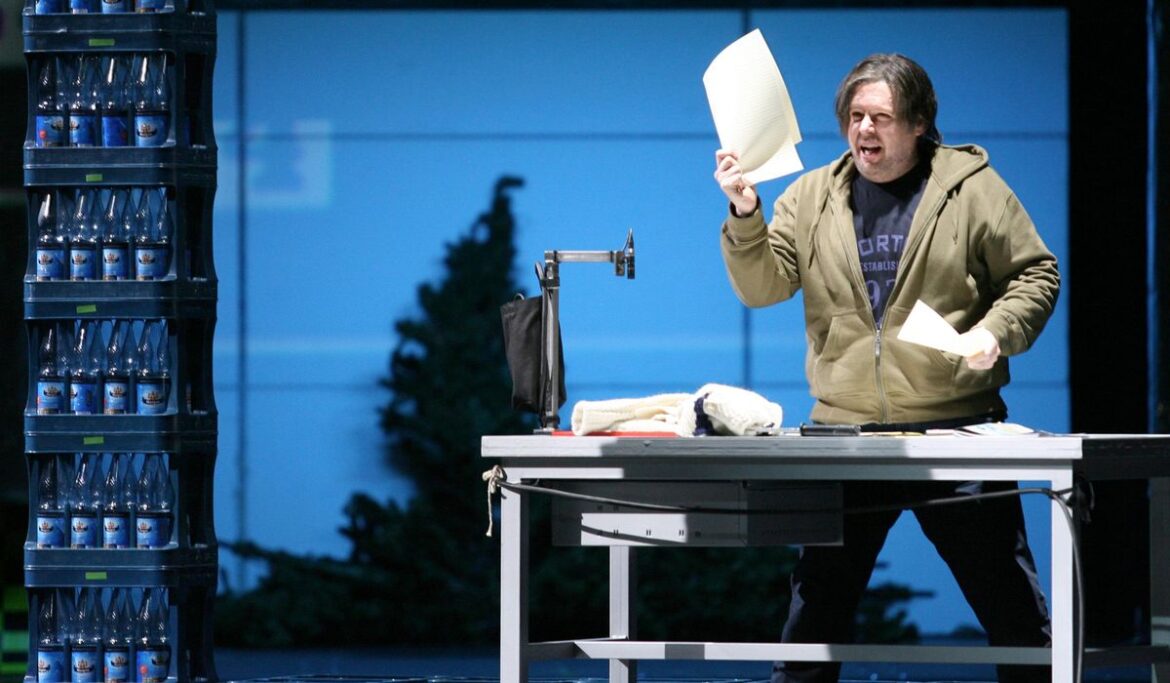 Tenor Stephen Gould dies at age 61 after being diagnosed with bile duct cancer