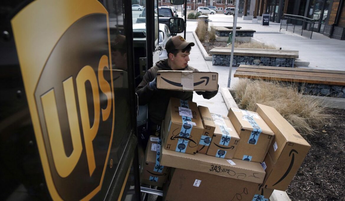 UPS plans to hire more than 100,000 holiday workers this year, on par with last year