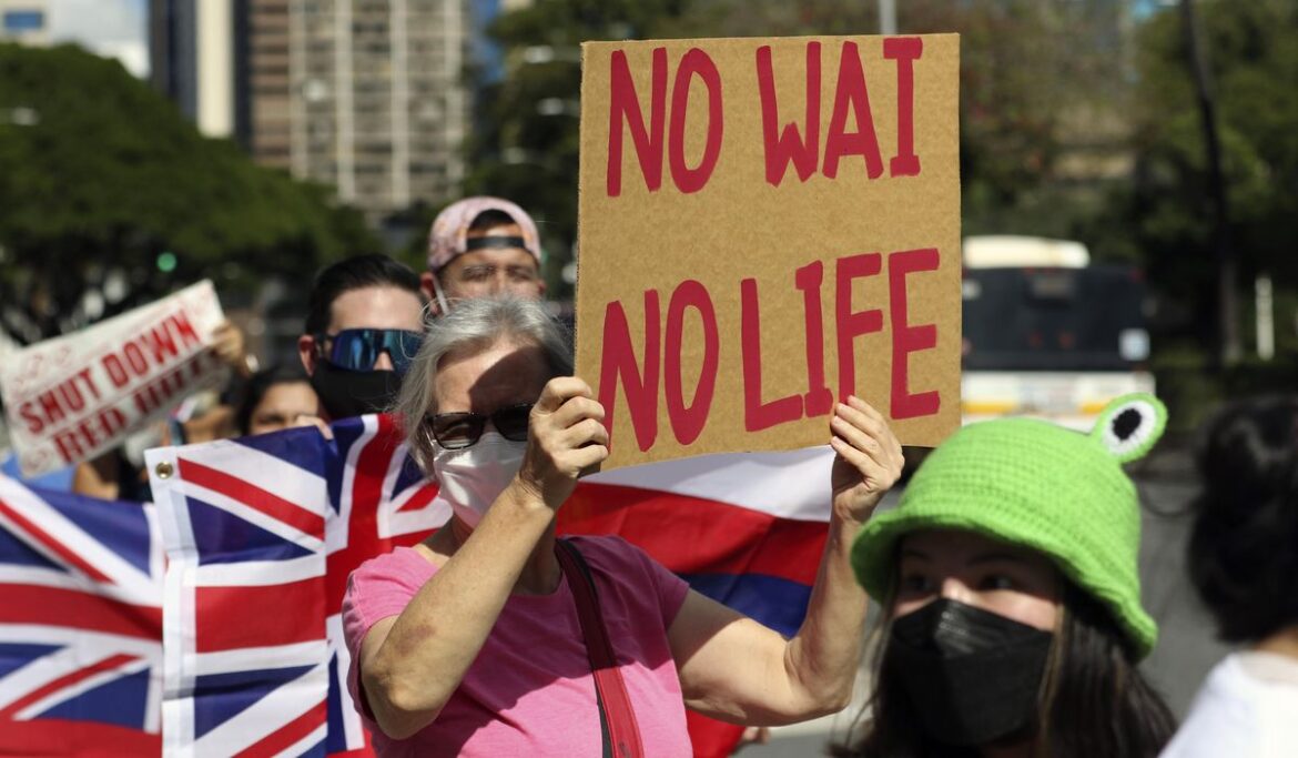 US Navy issues reprimands for Pearl Harbor base fuel spill that sickened 6,000 people