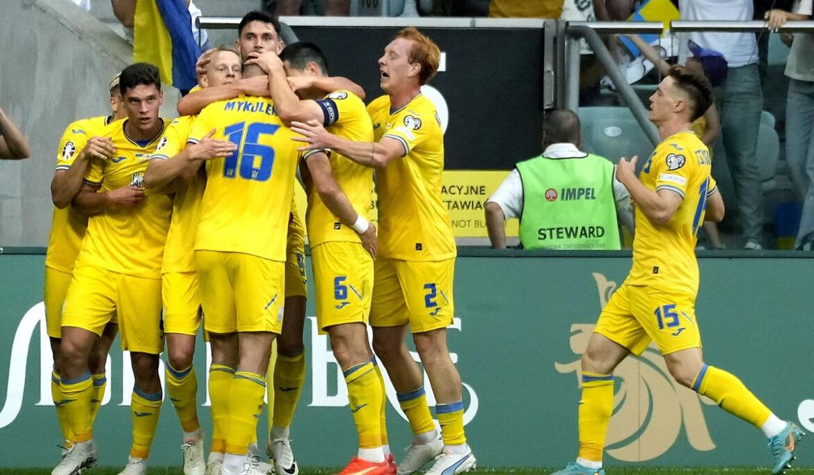 Zinchenko scores as Ukraine holds England to 1-1 draw in European Championship qualifying