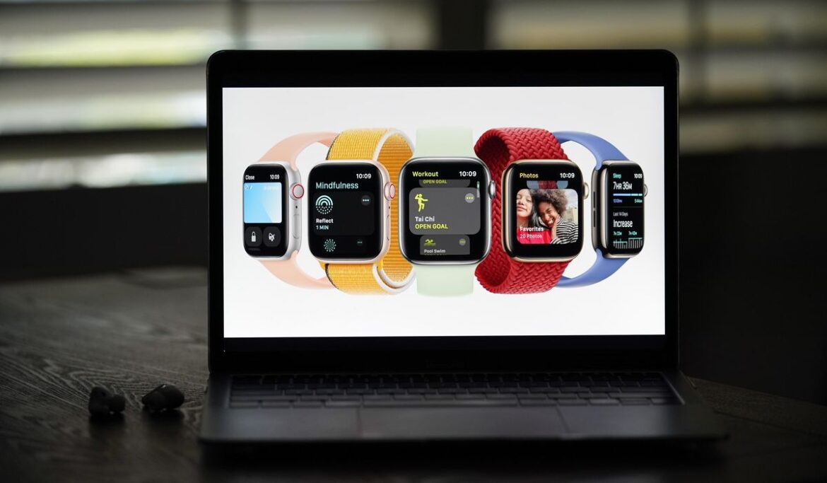 American trade-board issues potential import ban on Apple Watches