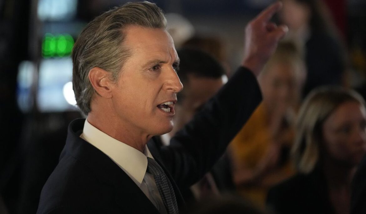 California Gov. Gavin Newsom to pick Dianne Feinstein replacement, pledged to choose Black woman
