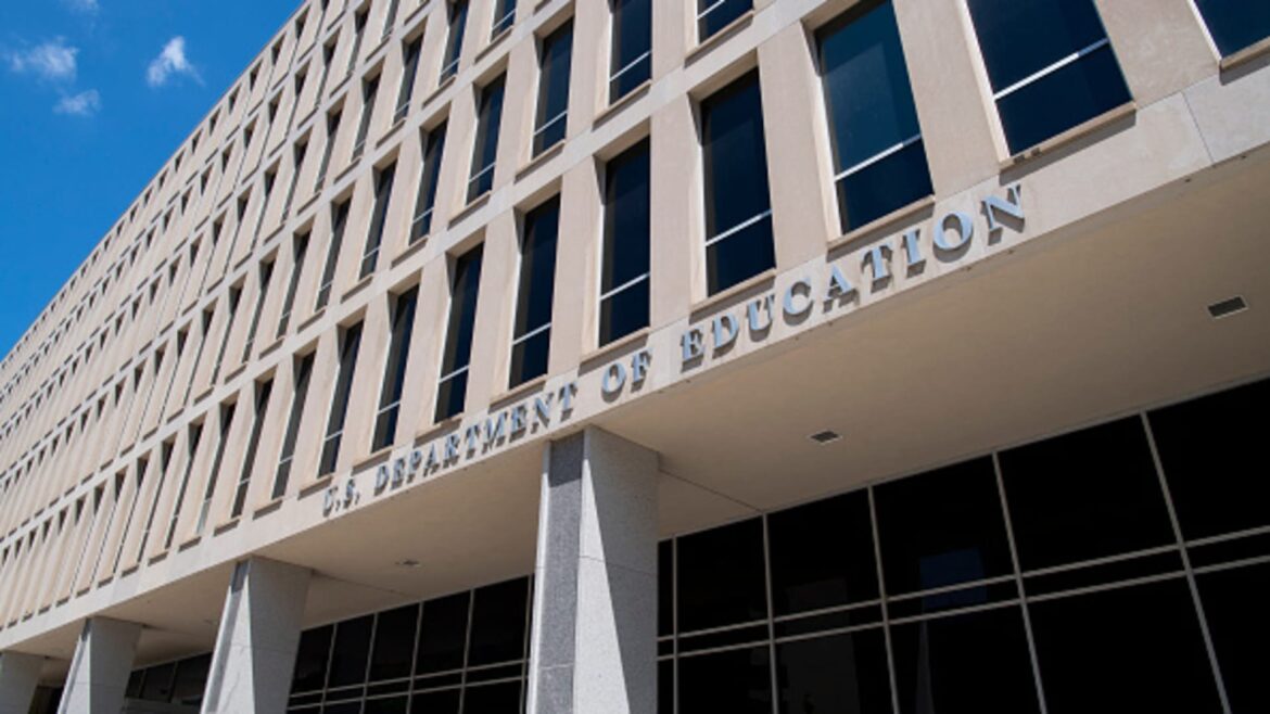 Education Dept. penalizes student loan servicer Mohela for errors