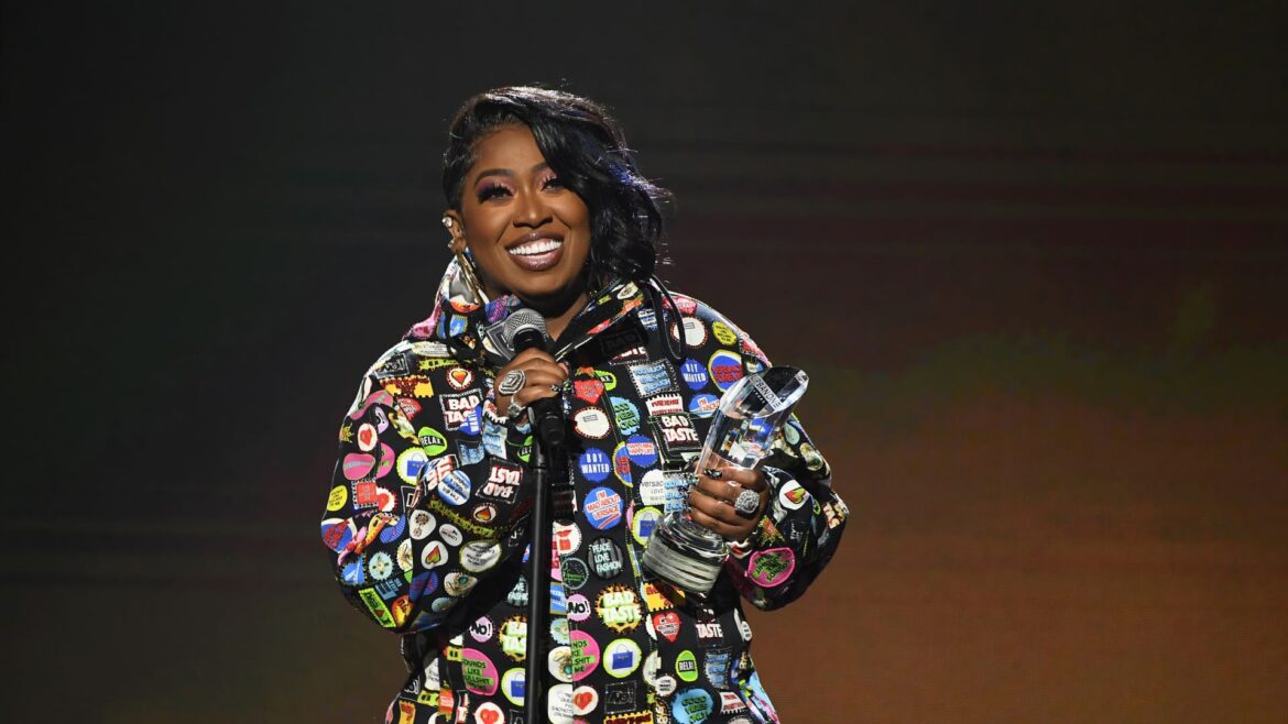 Missy Elliott pays 26 families' past-due rent with $50,000 donation