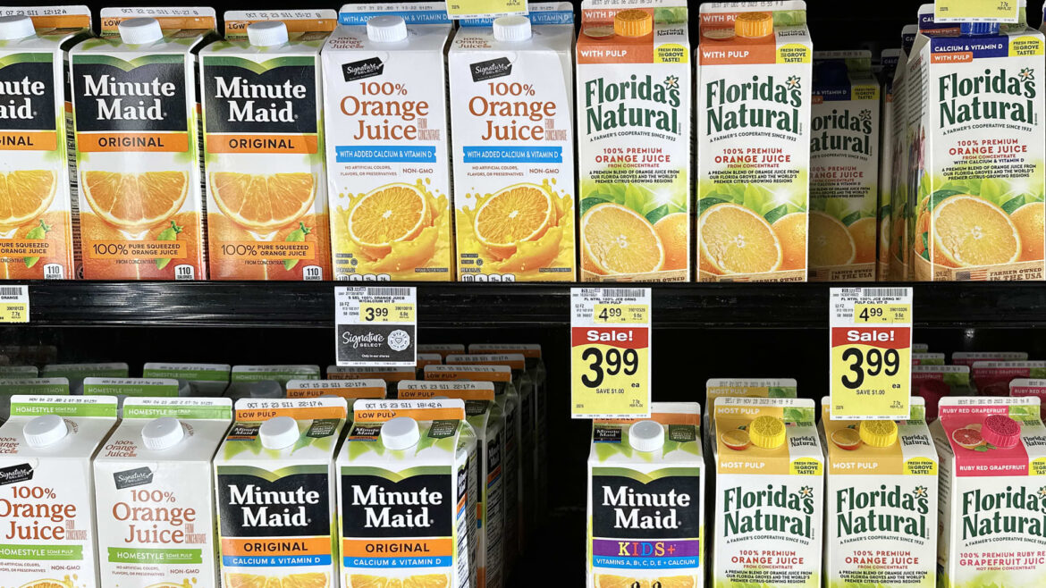 PCE inflation September 2023: Spending tops estimate