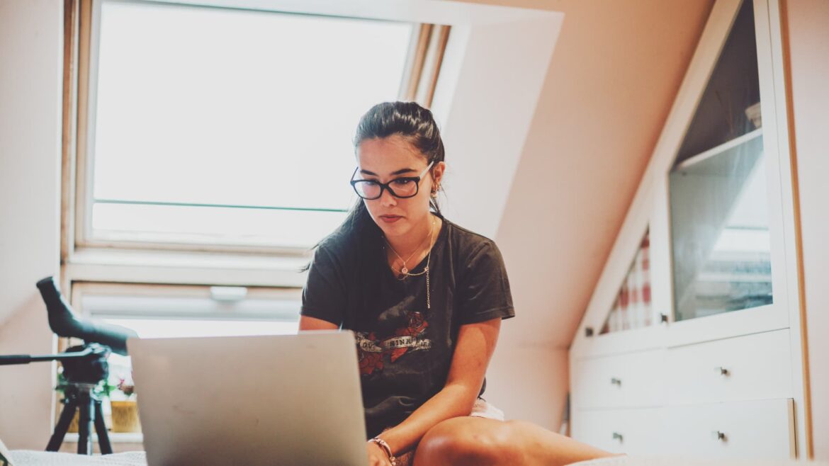 Should you apply early to college? It could impact acceptance and aid