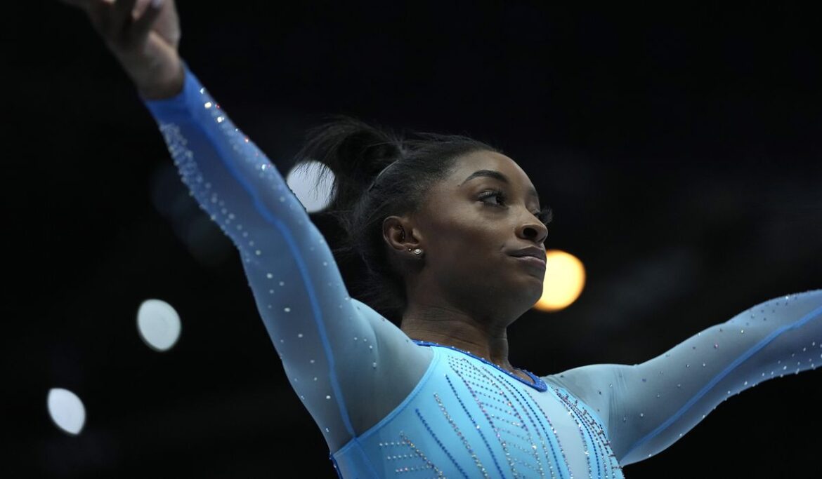 Simone Biles leads a dominant U.S. performance at the world gymnastics championships