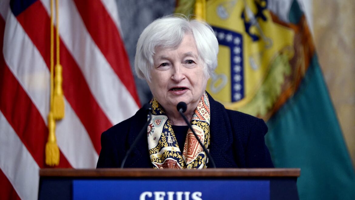 Treasury to borrow $776 billion in final three months of year