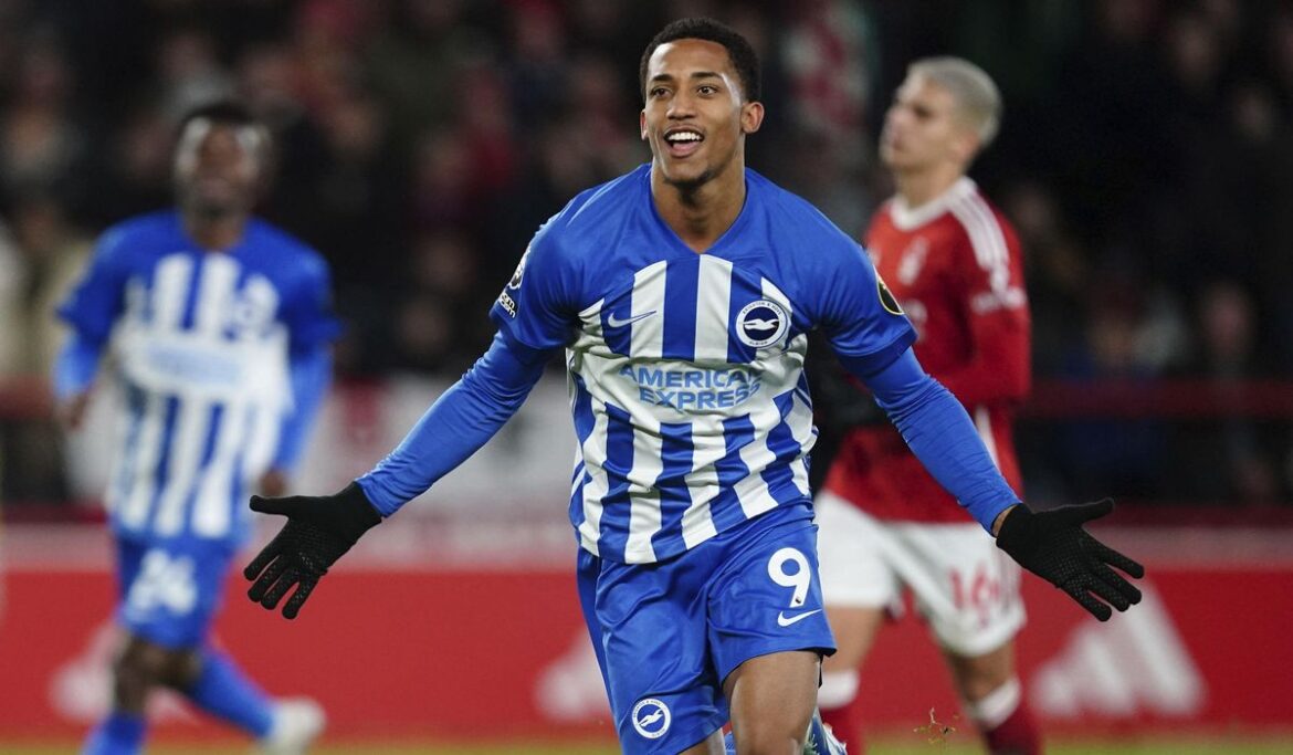 10-man Brighton ends Premier League winless run with 3-2 victory at Nottingham Forest