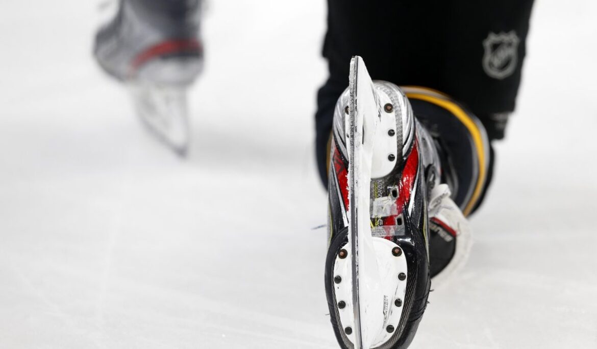 Adam Johnson's death from skate to his neck reignites hockey's stubborn debate over protective gear