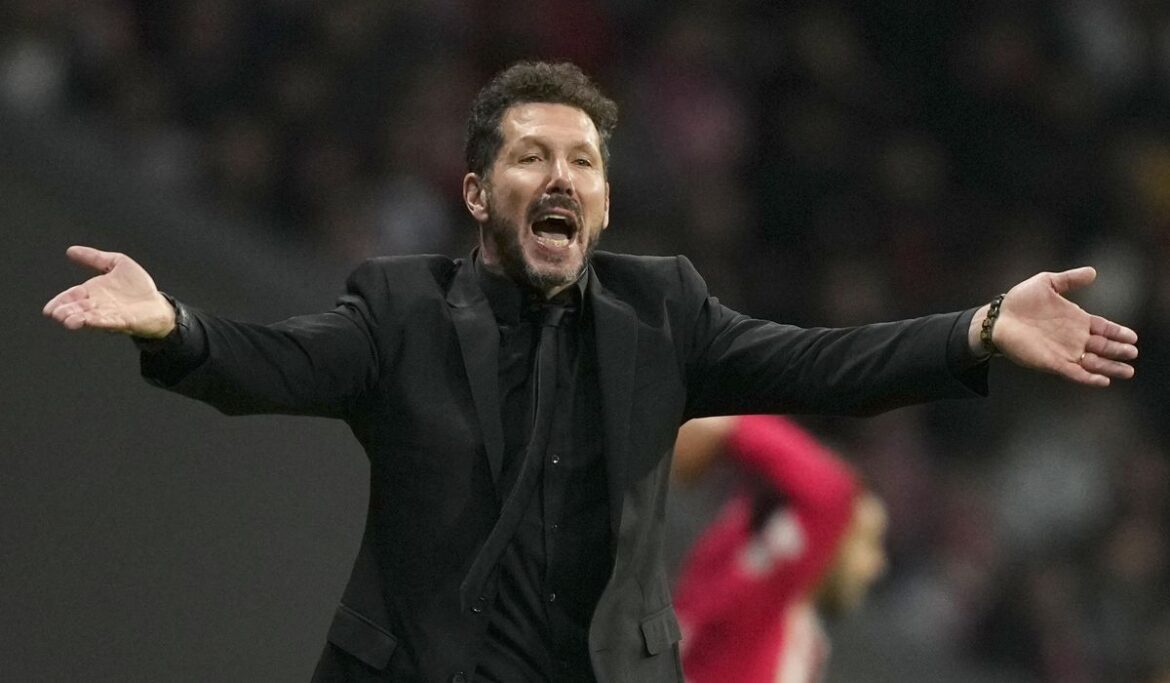 Atletico Madrid extends contract of coach Diego Simeone to 2027