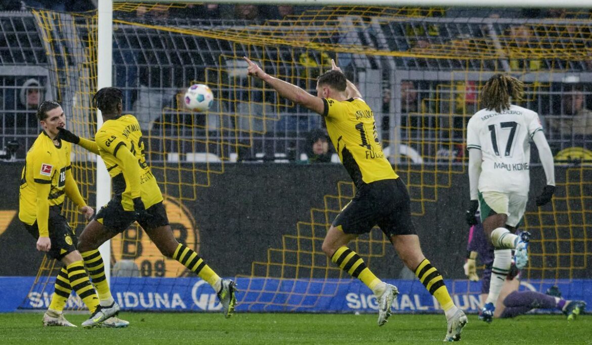 Borussia Dortmund, Union Berlin snap losing streaks in the Bundesliga. Leverkusen returns to the top