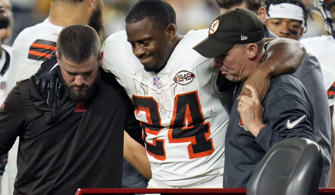 Browns star RB Nick Chubb has a second knee surgery. The team expects him back in 2024
