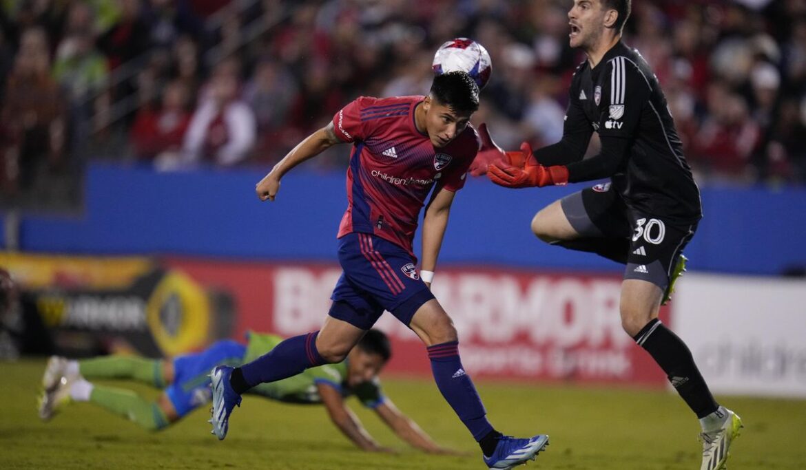 Dallas tops Sounders 3-1, forces rubber match in first-round series