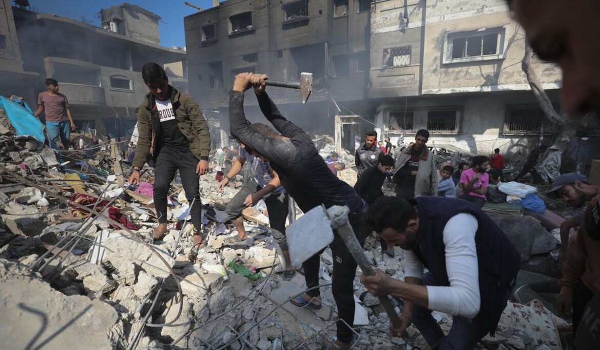 Dissent over U.S. policy in Israel-Hamas war stirs unusual public protests from federal employees