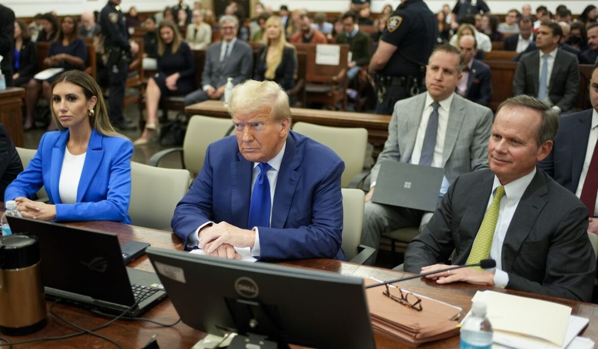 Donald Trump heads to NYC courthouse for high-stakes testimony