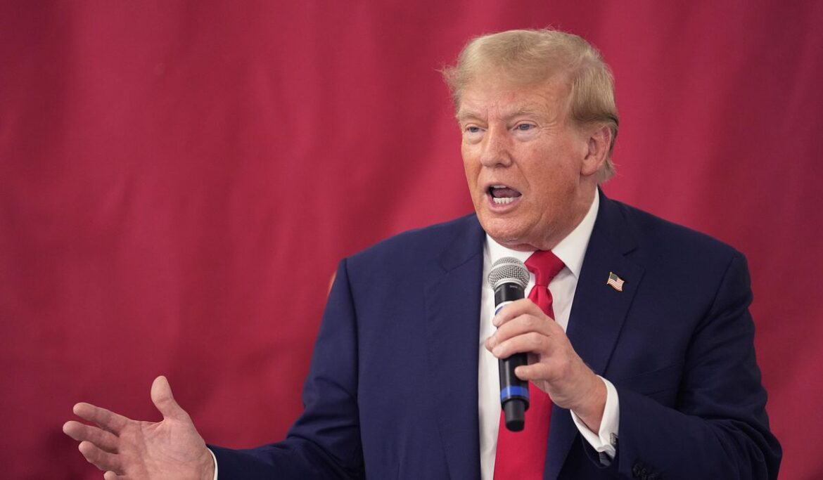 Donald Trump's Thanksgiving message hits Judge Arthur Engoron, Letitia James and 'radical left'