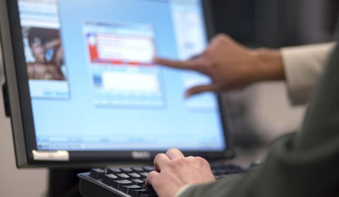 European Union lawmakers try to balance protection and privacy over online child pornography