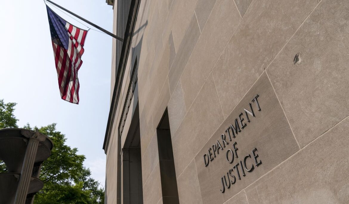 Feds peruse client list of powerful 'johns' after bust of high-end prostitution ring