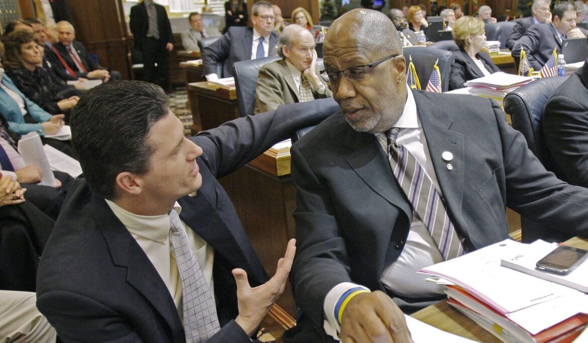 Former Indiana legislator agrees to plead guilty to fraud in casino corruption scheme